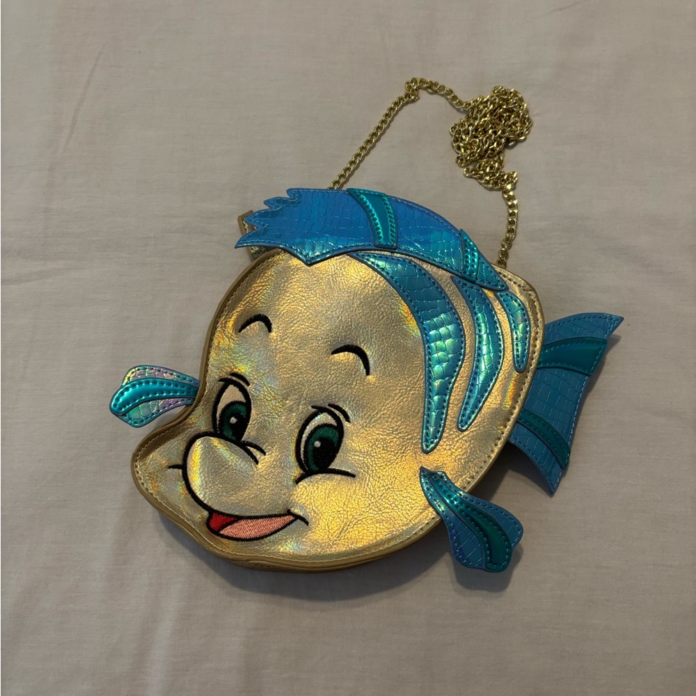 Danielle Nicole Flounder crossbody